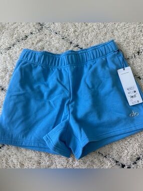 NWT Alo Accolade Shorts-Medium 💙Azure Blue💙